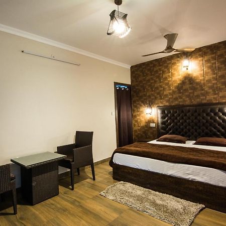 Sahastradhara Riverresort Dehradun Exterior foto